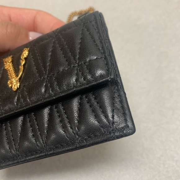 Sold ‼️‼️Versace Virtrus Nappa Leather Card Holder with Sling♥️ - Picture 10 of 17